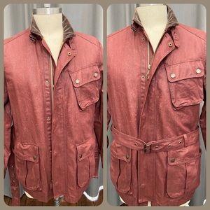 Men’s outer jacket.